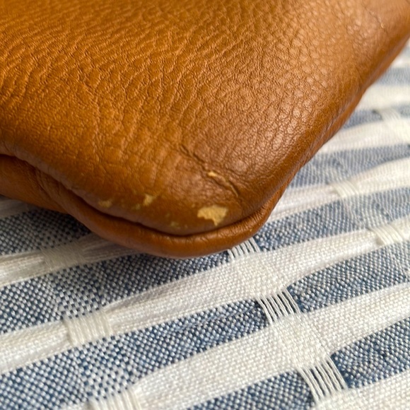 Merona large brown wristlet - Picture 7 of 7